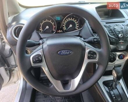 Серый Форд Фиеста, объемом двигателя 1.6 л и пробегом 141 тыс. км за 8400 $, фото 28 на Automoto.ua