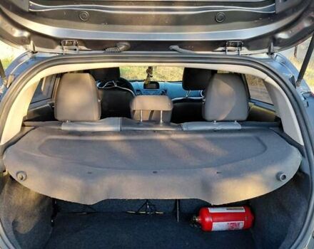 Сірий Форд Фієста, об'ємом двигуна 1.6 л та пробігом 211 тис. км за 7700 $, фото 10 на Automoto.ua