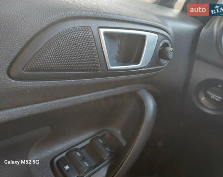 Серый Форд Фиеста, объемом двигателя 1.6 л и пробегом 157 тыс. км за 8500 $, фото 28 на Automoto.ua