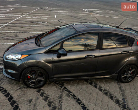 Серый Форд Фиеста, объемом двигателя 1.6 л и пробегом 85 тыс. км за 12500 $, фото 63 на Automoto.ua