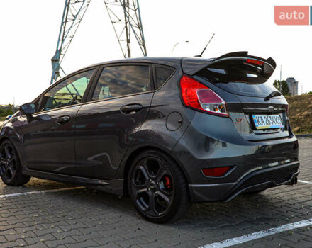 Серый Форд Фиеста, объемом двигателя 1.6 л и пробегом 85 тыс. км за 12500 $, фото 23 на Automoto.ua