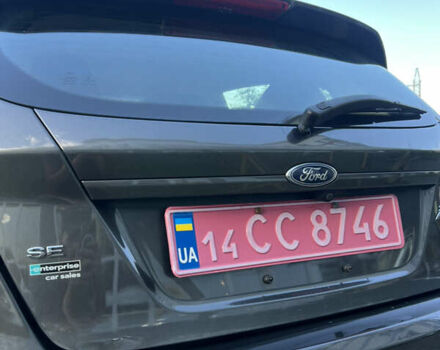 Серый Форд Фиеста, объемом двигателя 1.6 л и пробегом 157 тыс. км за 8900 $, фото 3 на Automoto.ua