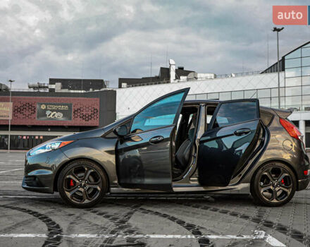 Серый Форд Фиеста, объемом двигателя 1.6 л и пробегом 85 тыс. км за 12500 $, фото 47 на Automoto.ua