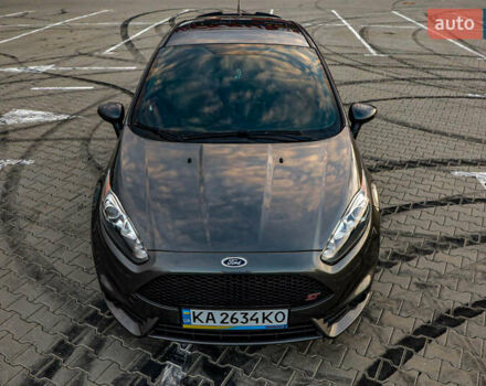 Серый Форд Фиеста, объемом двигателя 1.6 л и пробегом 85 тыс. км за 12500 $, фото 61 на Automoto.ua