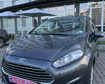 Серый Форд Фиеста, объемом двигателя 1.6 л и пробегом 157 тыс. км за 8900 $, фото 1 на Automoto.ua