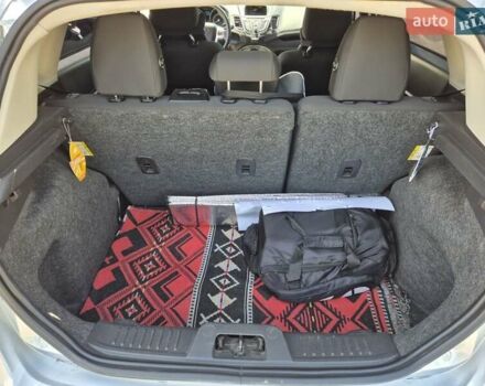 Серый Форд Фиеста, объемом двигателя 1.6 л и пробегом 122 тыс. км за 9900 $, фото 24 на Automoto.ua