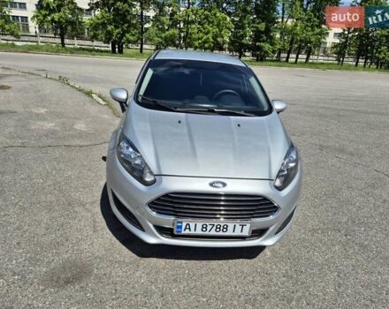 Серый Форд Фиеста, объемом двигателя 1.6 л и пробегом 122 тыс. км за 9900 $, фото 13 на Automoto.ua