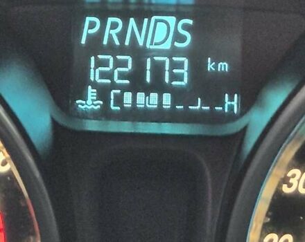 Серый Форд Фиеста, объемом двигателя 1.6 л и пробегом 122 тыс. км за 9900 $, фото 19 на Automoto.ua