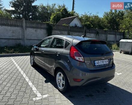 Серый Форд Фиеста, объемом двигателя 1.6 л и пробегом 86 тыс. км за 8800 $, фото 6 на Automoto.ua