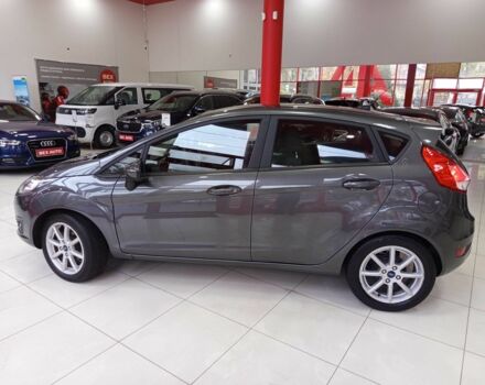 Серый Форд Фиеста, объемом двигателя 1.6 л и пробегом 41 тыс. км за 9200 $, фото 1 на Automoto.ua