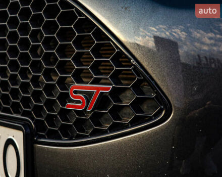 Серый Форд Фиеста, объемом двигателя 1.6 л и пробегом 85 тыс. км за 12500 $, фото 11 на Automoto.ua