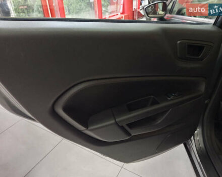 Серый Форд Фиеста, объемом двигателя 1.6 л и пробегом 41 тыс. км за 9200 $, фото 17 на Automoto.ua