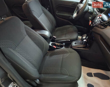 Серый Форд Фиеста, объемом двигателя 1.6 л и пробегом 41 тыс. км за 9200 $, фото 20 на Automoto.ua