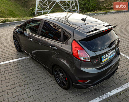 Серый Форд Фиеста, объемом двигателя 1.6 л и пробегом 85 тыс. км за 12500 $, фото 14 на Automoto.ua