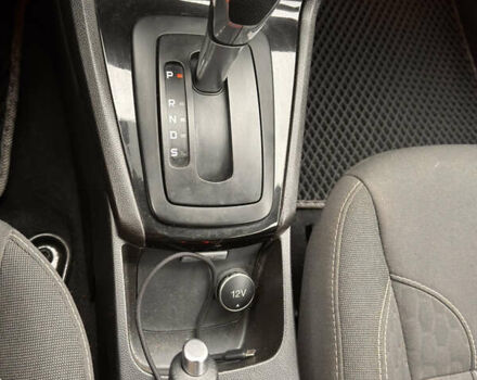 Сірий Форд Фієста, об'ємом двигуна 1.6 л та пробігом 124 тис. км за 9200 $, фото 14 на Automoto.ua