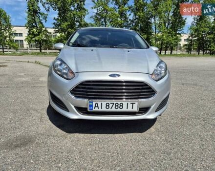 Серый Форд Фиеста, объемом двигателя 1.6 л и пробегом 122 тыс. км за 9900 $, фото 21 на Automoto.ua