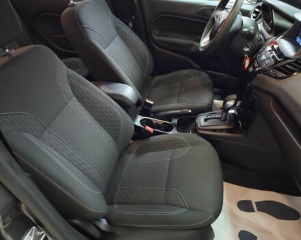 Серый Форд Фиеста, объемом двигателя 1.6 л и пробегом 41 тыс. км за 9200 $, фото 14 на Automoto.ua