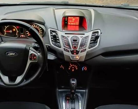 Сірий Форд Фієста, об'ємом двигуна 1.6 л та пробігом 226 тис. км за 7300 $, фото 12 на Automoto.ua