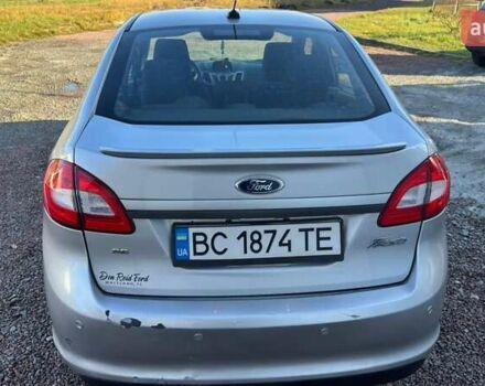 Серый Форд Фиеста, объемом двигателя 1.6 л и пробегом 266 тыс. км за 5700 $, фото 7 на Automoto.ua