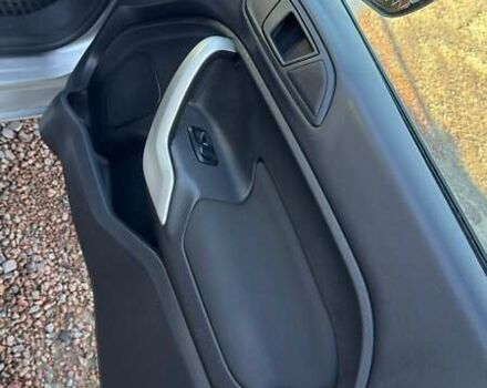 Серый Форд Фиеста, объемом двигателя 1.6 л и пробегом 266 тыс. км за 5700 $, фото 18 на Automoto.ua