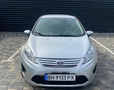 Серый Форд Фиеста, объемом двигателя 1.6 л и пробегом 240 тыс. км за 4600 $, фото 6 на Automoto.ua