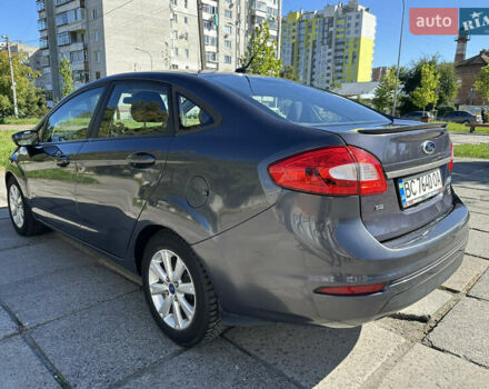 Серый Форд Фиеста, объемом двигателя 1.6 л и пробегом 189 тыс. км за 7000 $, фото 3 на Automoto.ua