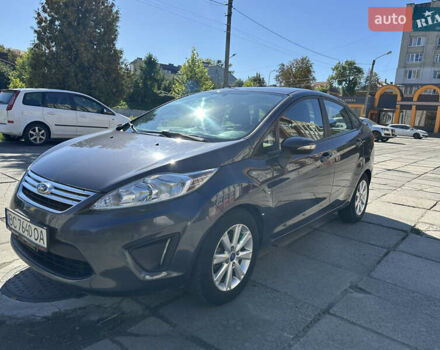 Серый Форд Фиеста, объемом двигателя 1.6 л и пробегом 189 тыс. км за 7000 $, фото 4 на Automoto.ua