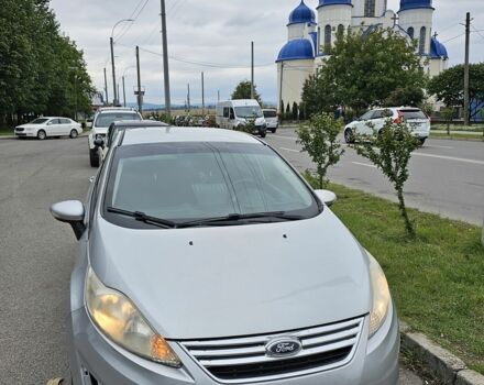 Сірий Форд Фієста, об'ємом двигуна 1.6 л та пробігом 131 тис. км за 4800 $, фото 7 на Automoto.ua
