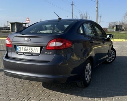 Серый Форд Фиеста, объемом двигателя 1.6 л и пробегом 128 тыс. км за 6800 $, фото 11 на Automoto.ua