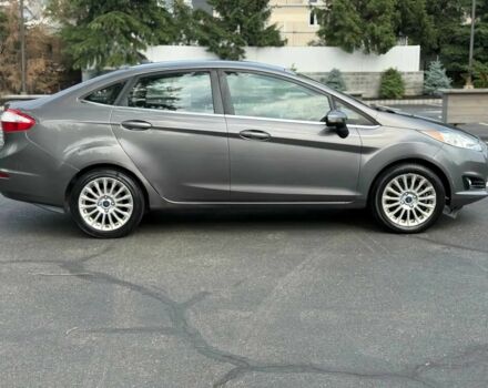 Сірий Форд Фієста, об'ємом двигуна 1.6 л та пробігом 88 тис. км за 4900 $, фото 7 на Automoto.ua