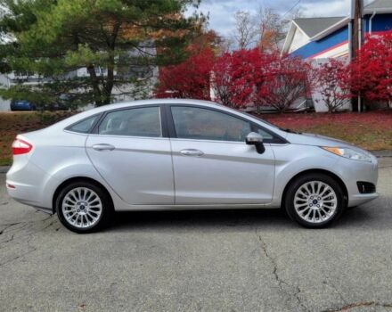 Серый Форд Фиеста, объемом двигателя 1.6 л и пробегом 81 тыс. км за 4000 $, фото 5 на Automoto.ua