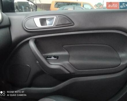 Сірий Форд Фієста, об'ємом двигуна 1.6 л та пробігом 210 тис. км за 7500 $, фото 1 на Automoto.ua