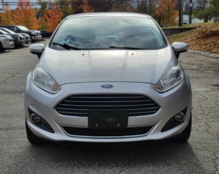 Серый Форд Фиеста, объемом двигателя 1.6 л и пробегом 81 тыс. км за 4000 $, фото 1 на Automoto.ua