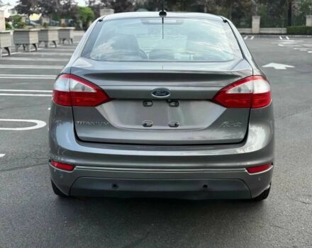 Сірий Форд Фієста, об'ємом двигуна 1.6 л та пробігом 88 тис. км за 4900 $, фото 5 на Automoto.ua