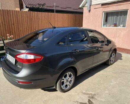 Серый Форд Фиеста, объемом двигателя 1.6 л и пробегом 155 тыс. км за 6700 $, фото 2 на Automoto.ua