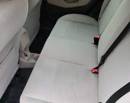 Серый Форд Фиеста, объемом двигателя 1.6 л и пробегом 187 тыс. км за 7999 $, фото 2 на Automoto.ua