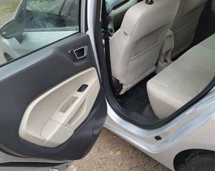 Серый Форд Фиеста, объемом двигателя 1.6 л и пробегом 187 тыс. км за 7999 $, фото 10 на Automoto.ua