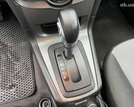 Серый Форд Фиеста, объемом двигателя 1.6 л и пробегом 177 тыс. км за 7340 $, фото 29 на Automoto.ua
