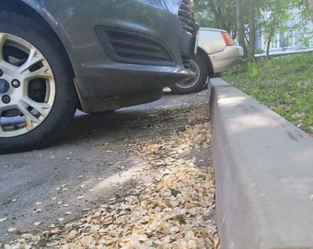 Сірий Форд Фієста, об'ємом двигуна 1.6 л та пробігом 140 тис. км за 8499 $, фото 12 на Automoto.ua