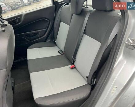 Серый Форд Фиеста, объемом двигателя 1.6 л и пробегом 177 тыс. км за 7340 $, фото 32 на Automoto.ua