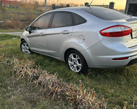 Серый Форд Фиеста, объемом двигателя 1.6 л и пробегом 238 тыс. км за 6000 $, фото 5 на Automoto.ua