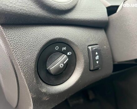 Серый Форд Фиеста, объемом двигателя 1.6 л и пробегом 177 тыс. км за 7340 $, фото 19 на Automoto.ua