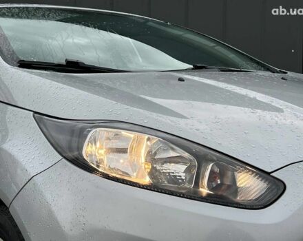 Серый Форд Фиеста, объемом двигателя 1.6 л и пробегом 177 тыс. км за 7340 $, фото 11 на Automoto.ua