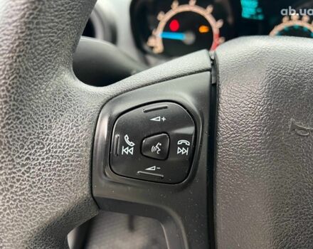 Серый Форд Фиеста, объемом двигателя 1.6 л и пробегом 177 тыс. км за 7340 $, фото 22 на Automoto.ua