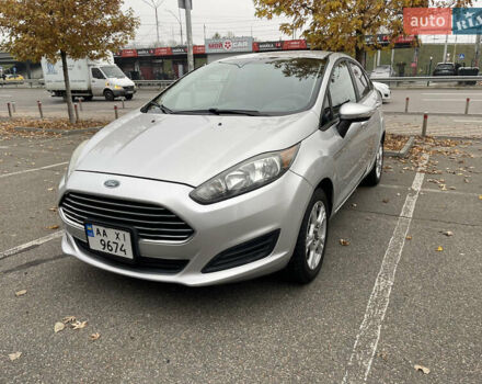 Серый Форд Фиеста, объемом двигателя 1.6 л и пробегом 151 тыс. км за 6700 $, фото 1 на Automoto.ua