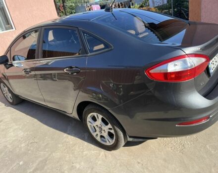 Серый Форд Фиеста, объемом двигателя 1.6 л и пробегом 155 тыс. км за 6700 $, фото 1 на Automoto.ua