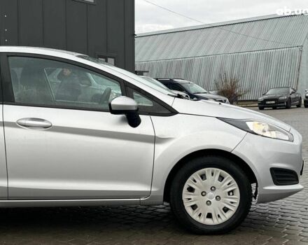 Серый Форд Фиеста, объемом двигателя 1.6 л и пробегом 177 тыс. км за 7340 $, фото 9 на Automoto.ua