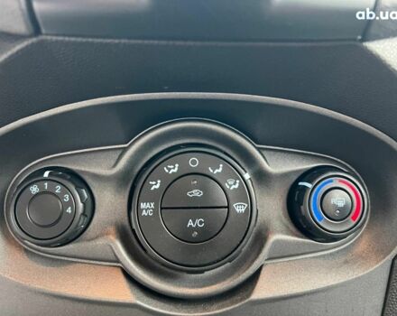 Серый Форд Фиеста, объемом двигателя 1.6 л и пробегом 177 тыс. км за 7340 $, фото 28 на Automoto.ua