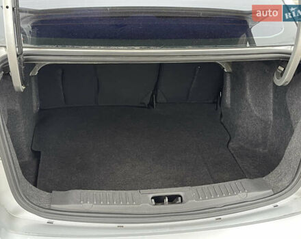 Серый Форд Фиеста, объемом двигателя 1.6 л и пробегом 151 тыс. км за 6700 $, фото 17 на Automoto.ua