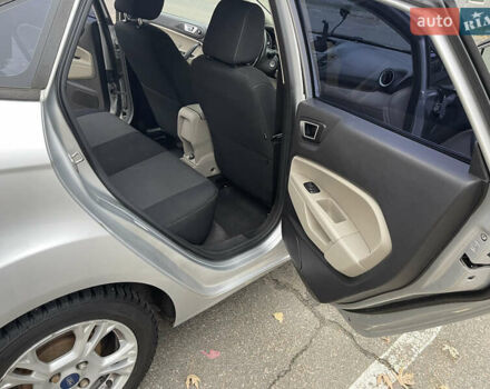 Серый Форд Фиеста, объемом двигателя 1.6 л и пробегом 151 тыс. км за 6700 $, фото 13 на Automoto.ua
